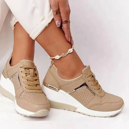ELYORA™ – Basket femme compensée orthopédique | Élégance & confort quotidien